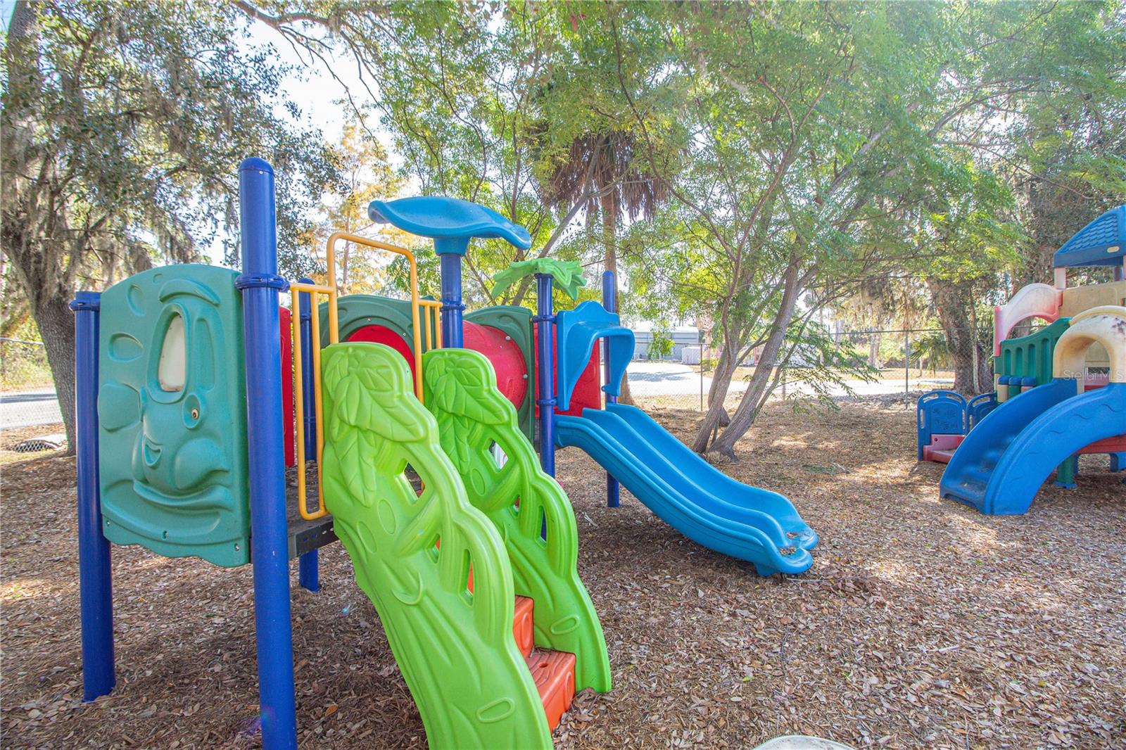 Image 19 of 61 For 17162 Toledo Blade Boulevard