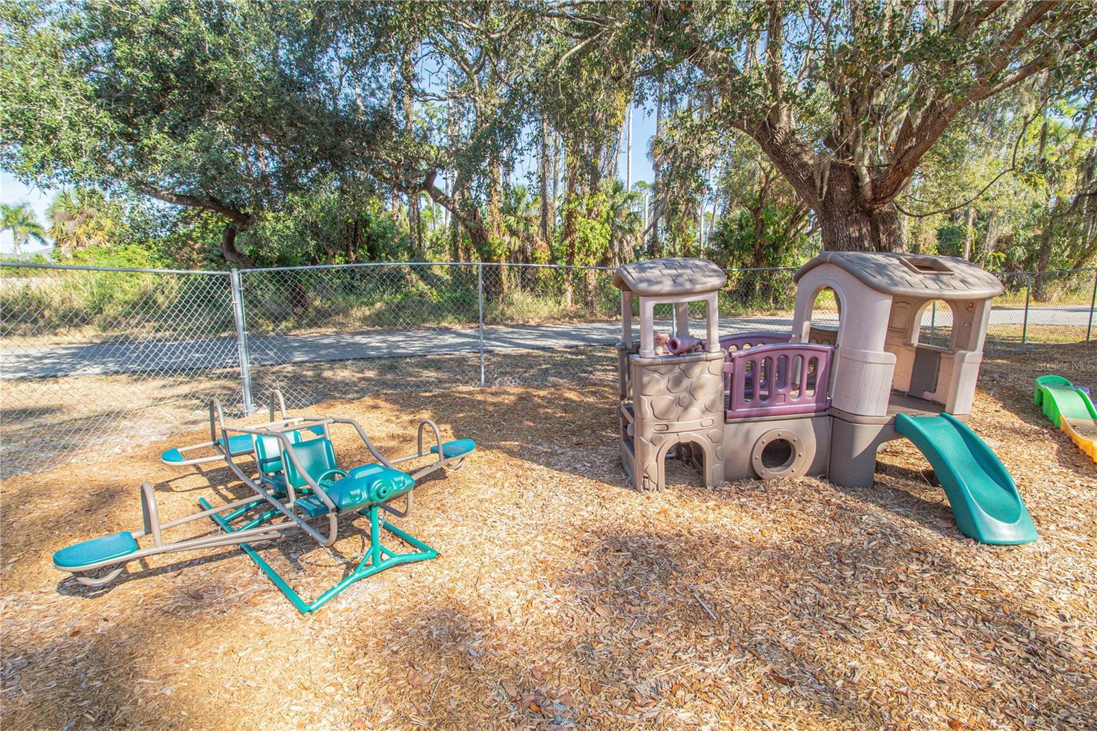 Image 20 of 61 For 17162 Toledo Blade Boulevard