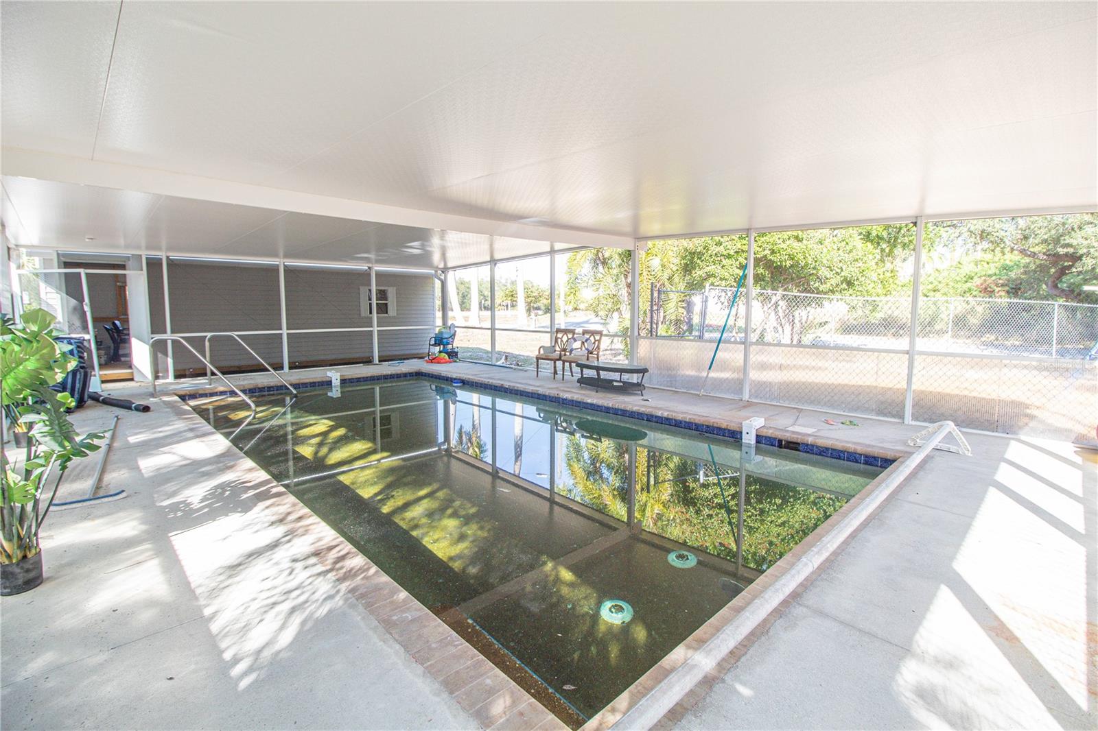 Image 24 of 61 For 17162 Toledo Blade Boulevard