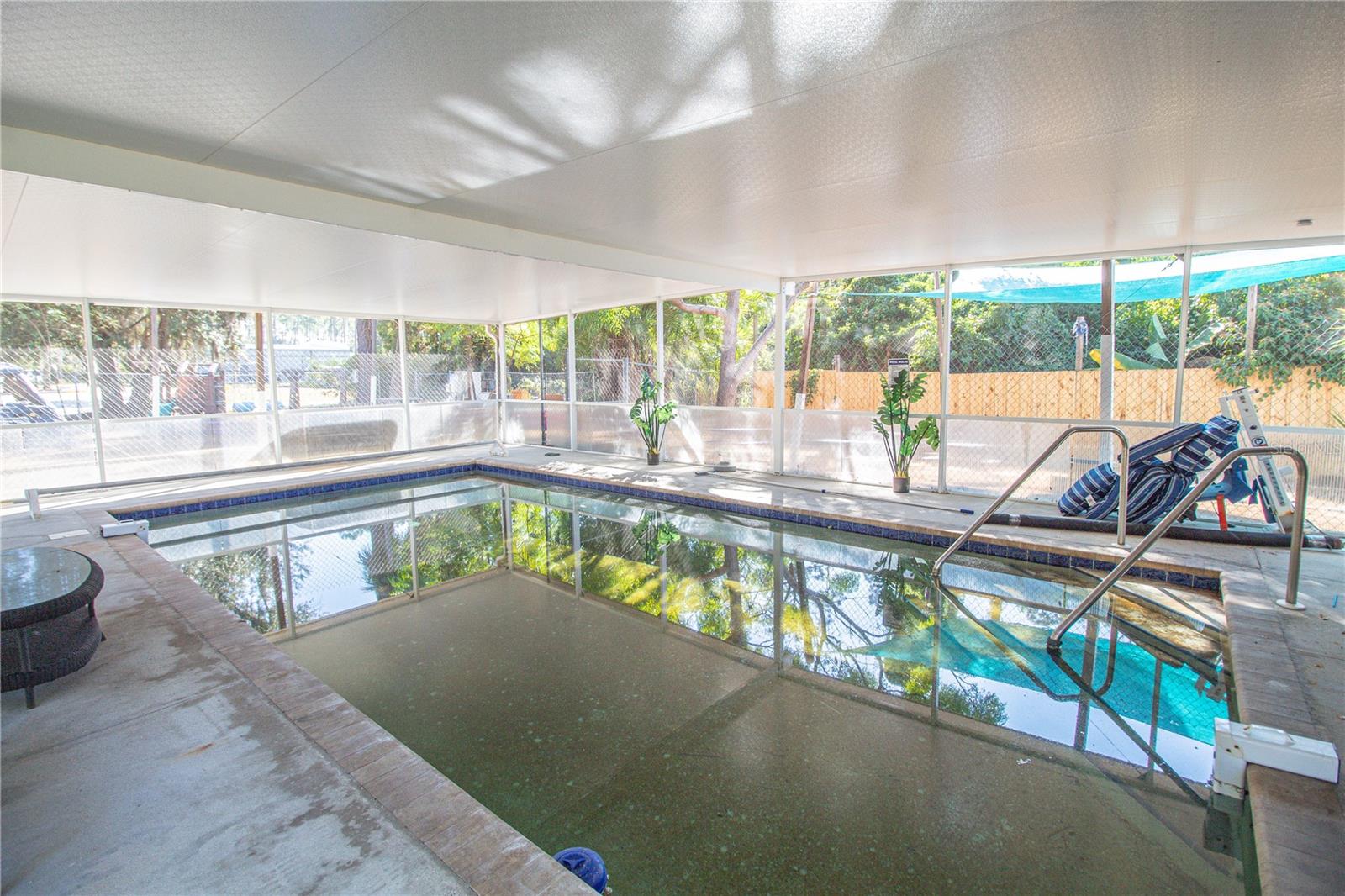 Image 25 of 61 For 17162 Toledo Blade Boulevard