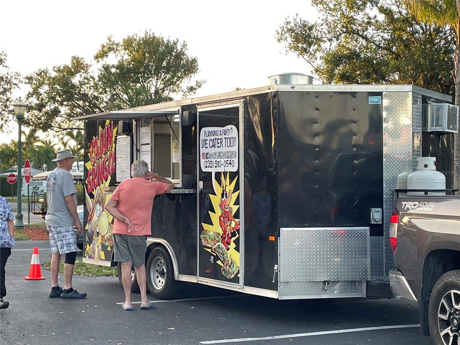 Image 17 of 43 For 10313 Nightwood Drive