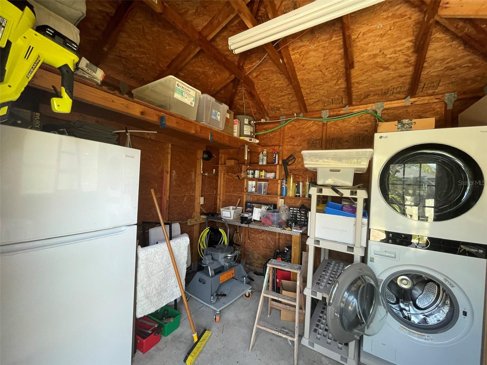 Image 32 of 43 For 10313 Nightwood Drive