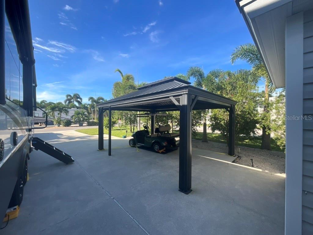 Image 34 of 43 For 10313 Nightwood Drive