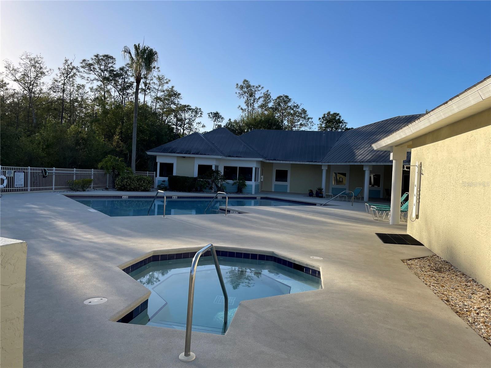 Image 35 of 43 For 10313 Nightwood Drive