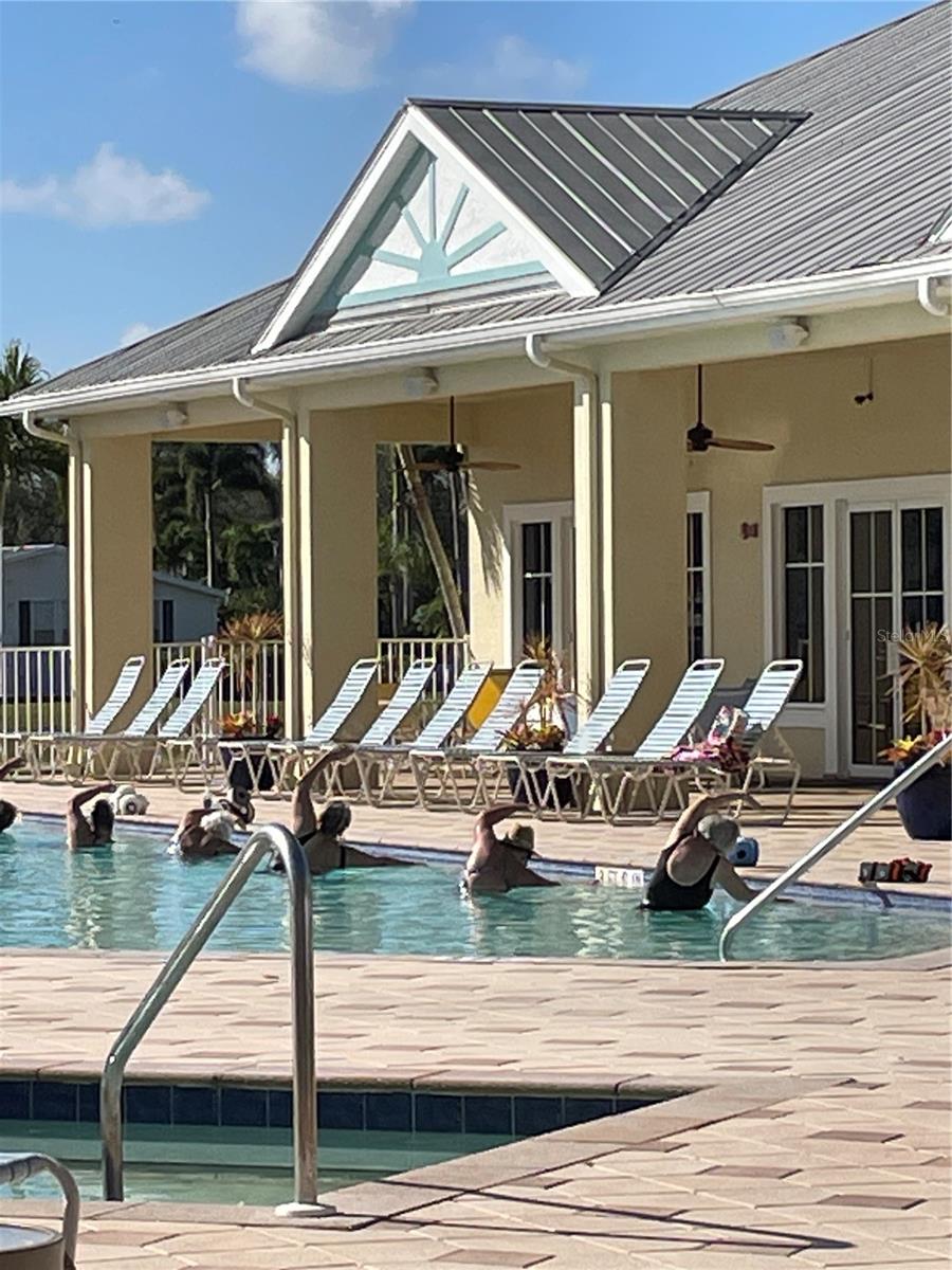 Image 41 of 43 For 10313 Nightwood Drive