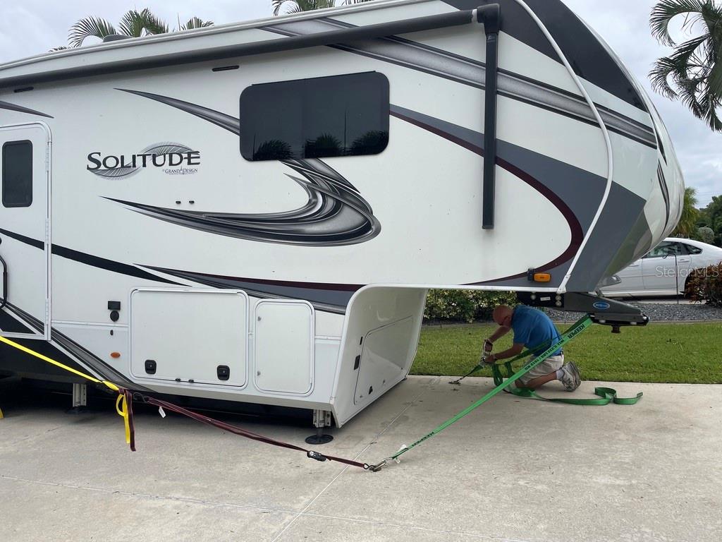 Image 8 of 43 For 10313 Nightwood Drive