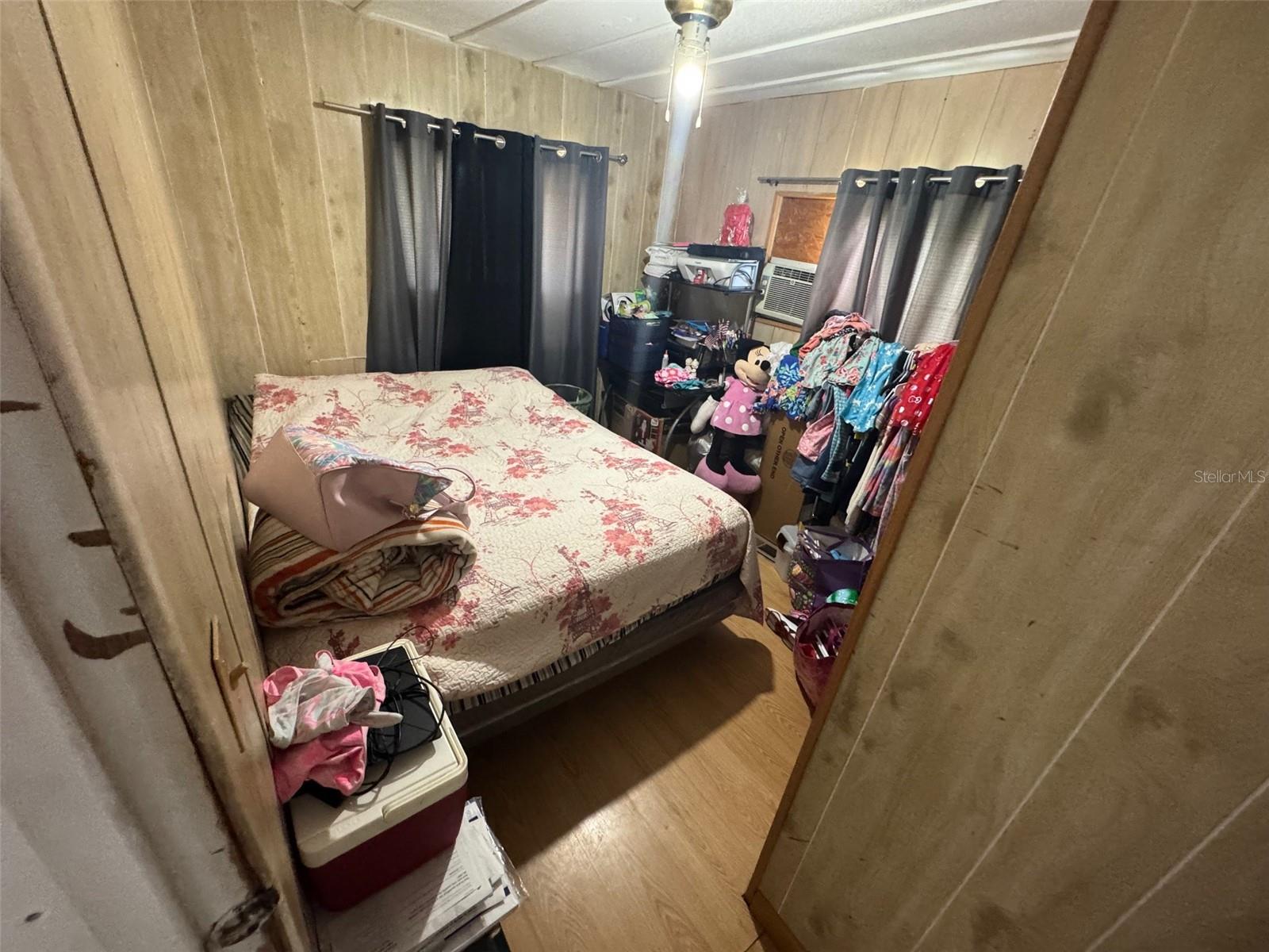 Image 18 of 27 For 702 160th Street