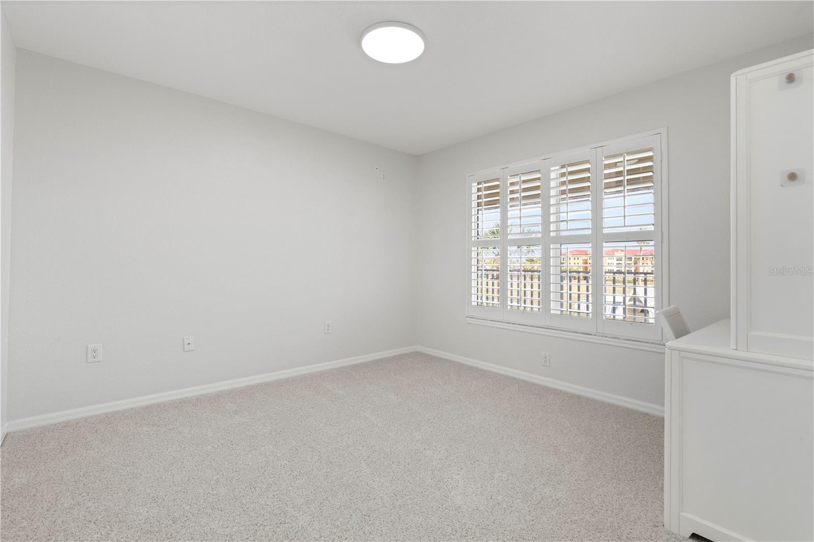 Image 40 of 56 For 101 Marion Court 221