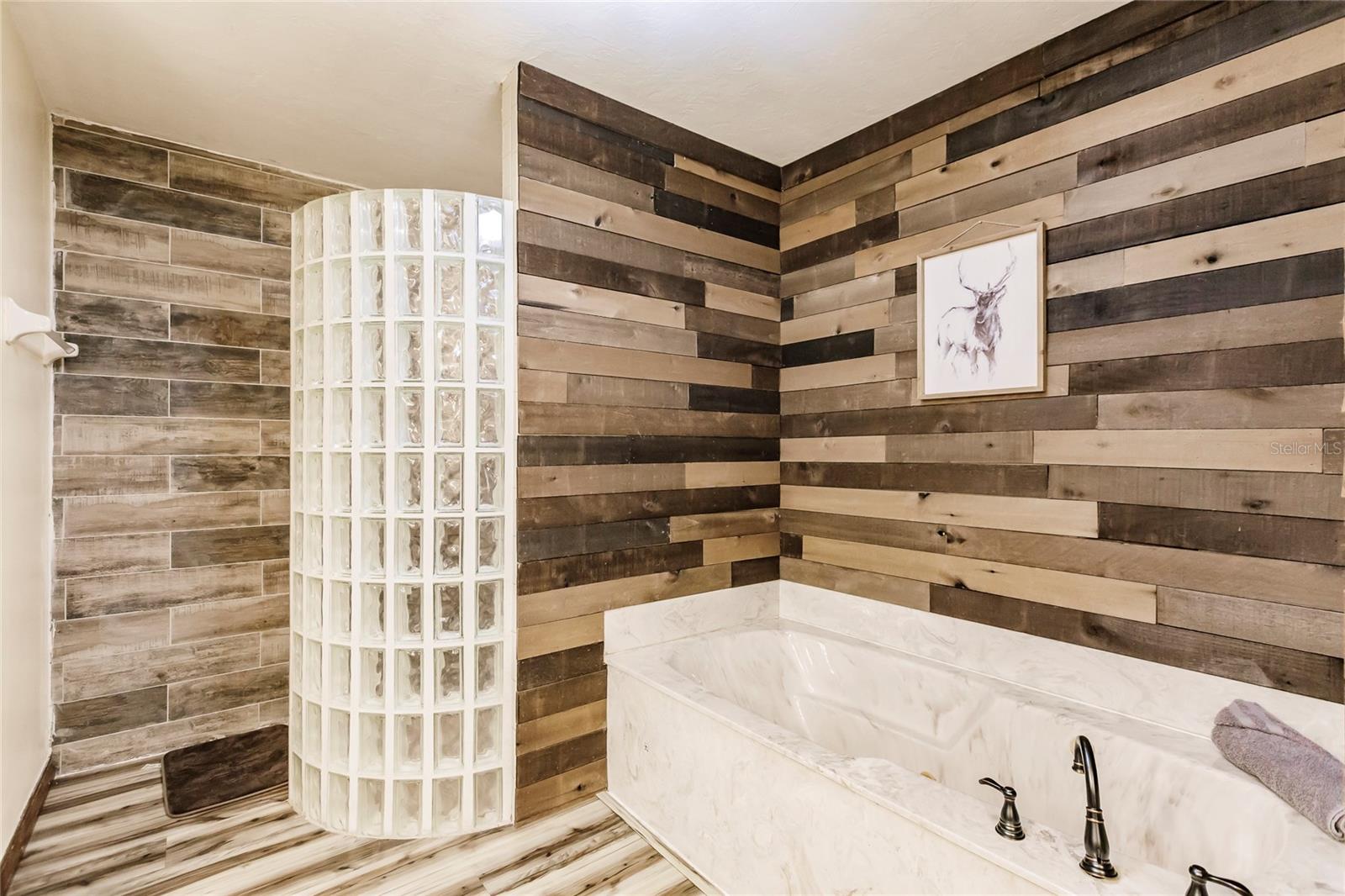 Listing photo id 19 for 5826 Highway 72