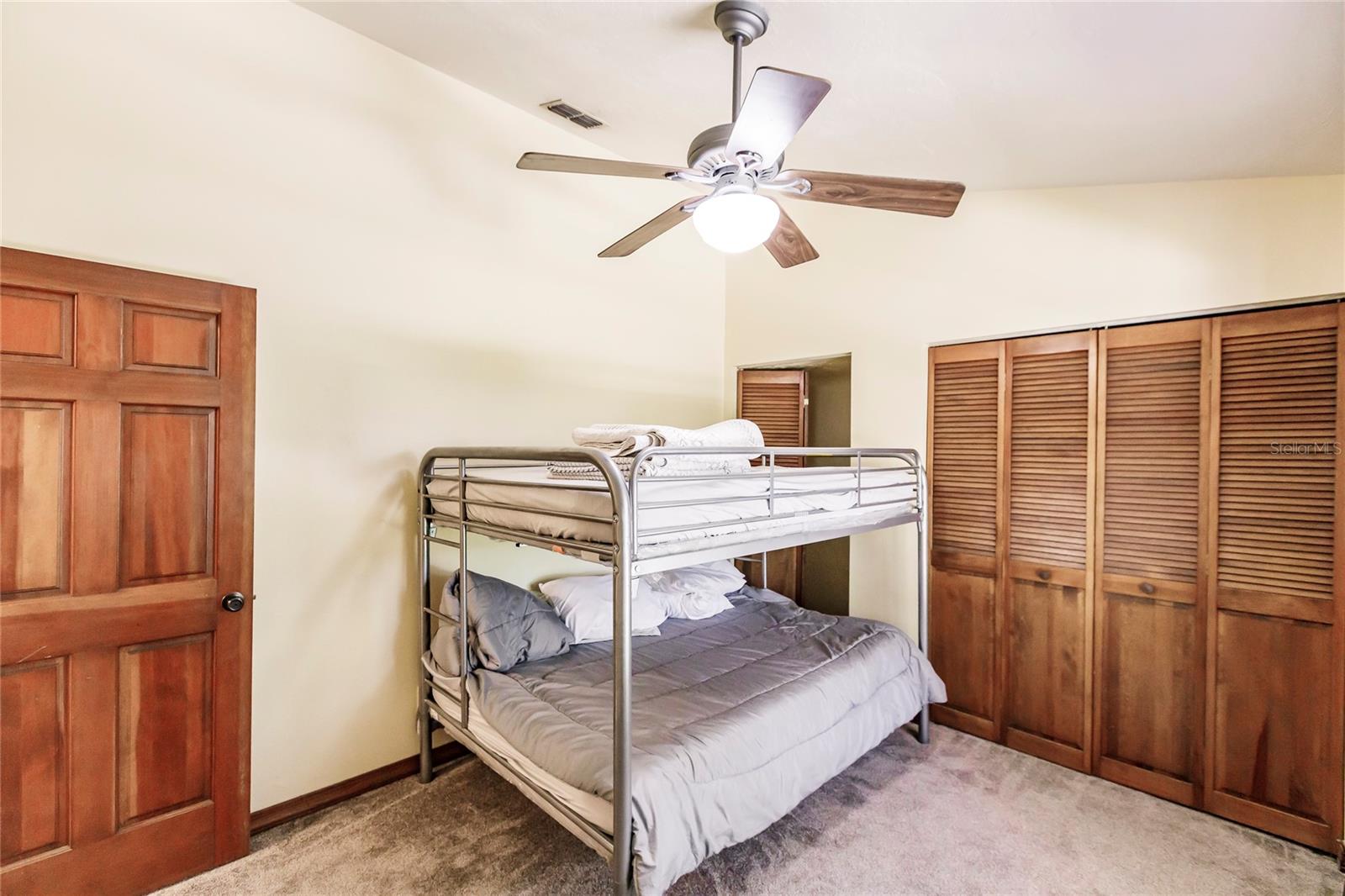 Listing photo id 23 for 5826 Highway 72