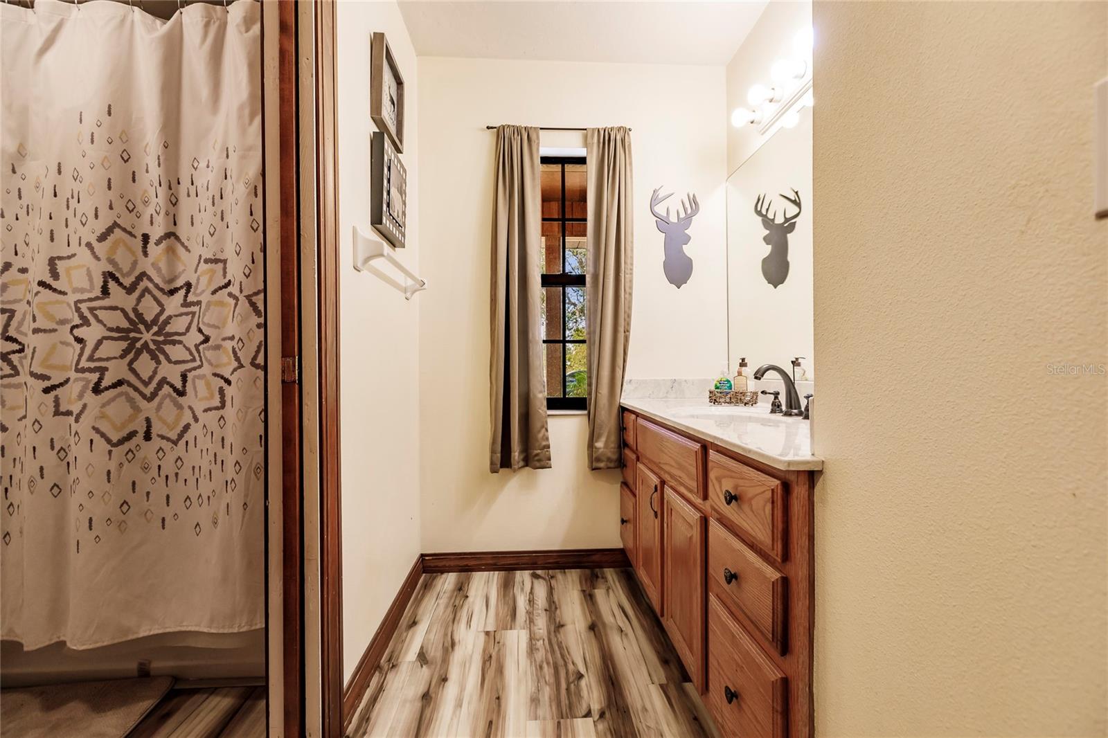 Listing photo id 24 for 5826 Highway 72