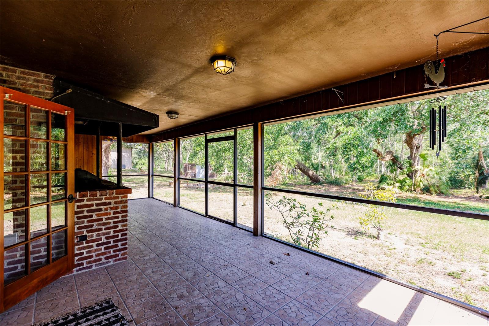 Listing photo id 30 for 5826 Highway 72