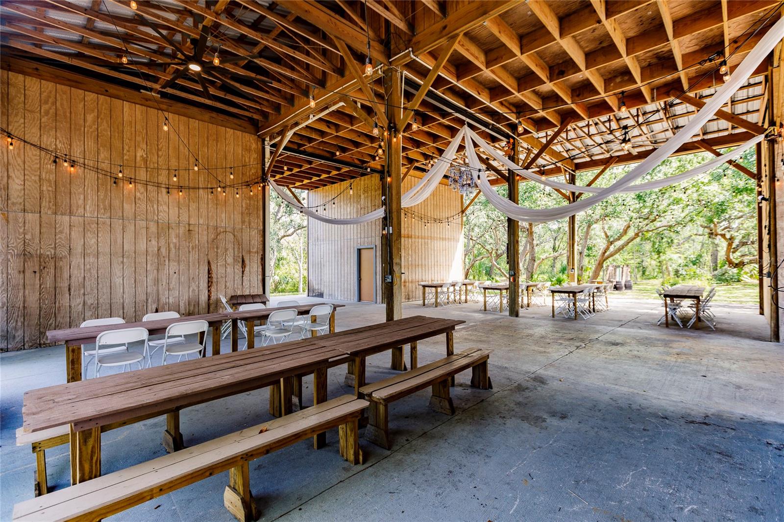 Listing photo id 38 for 5826 Highway 72