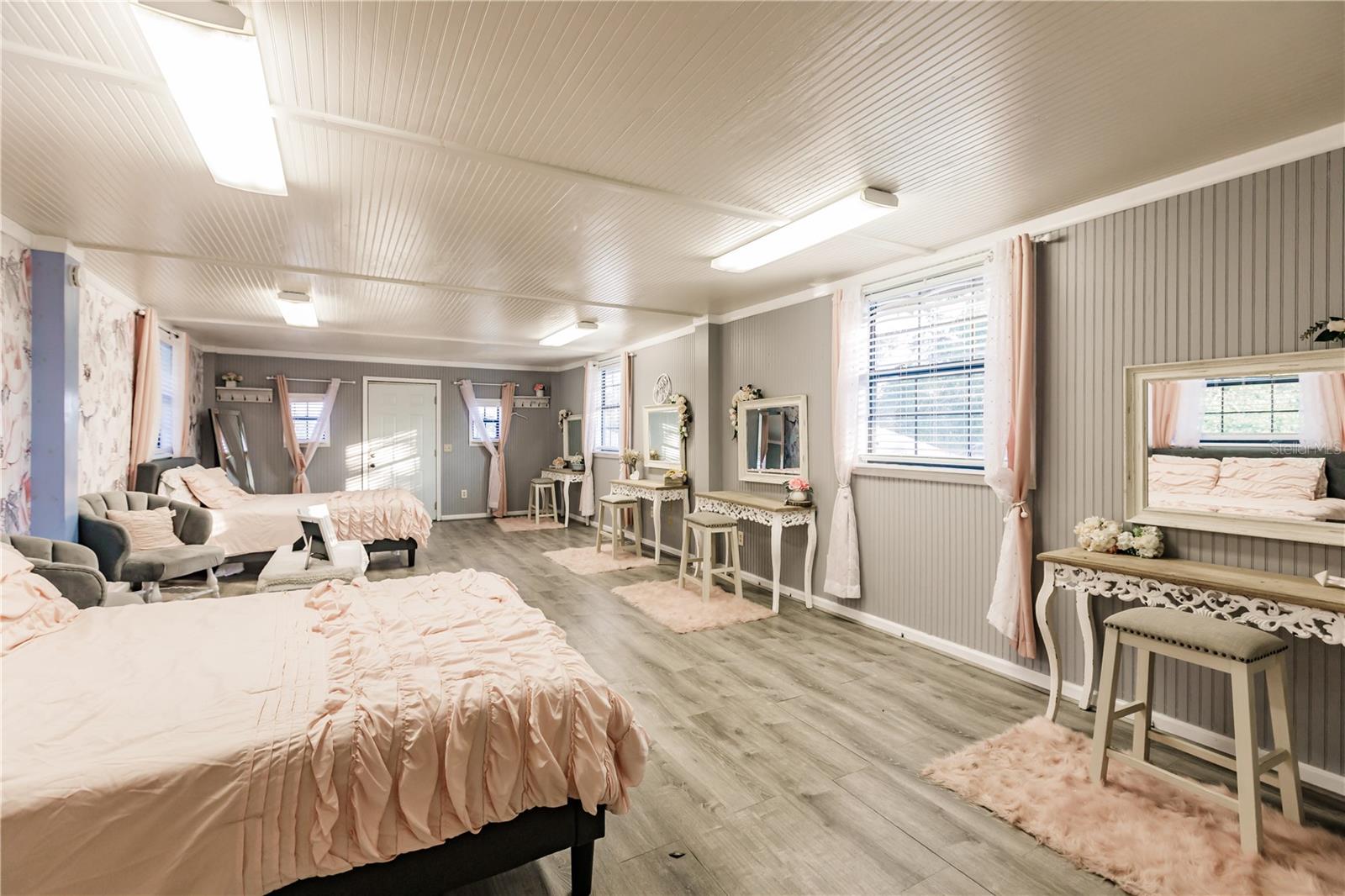 Listing photo id 43 for 5826 Highway 72