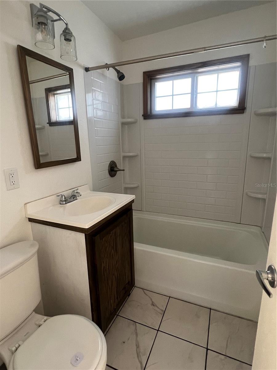 Image 6 of 9 For 3429 Lucerne Terrace