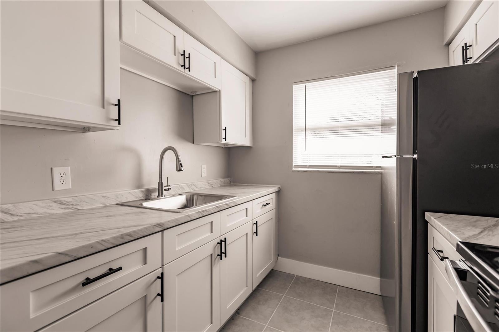 Image 12 of 52 For 1450 Gibson Street