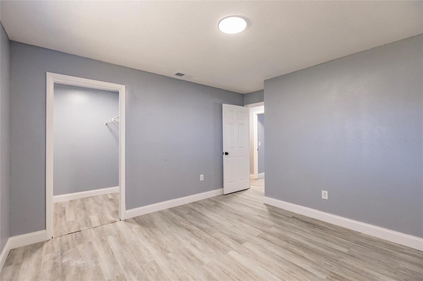 Image 14 of 52 For 1450 Gibson Street