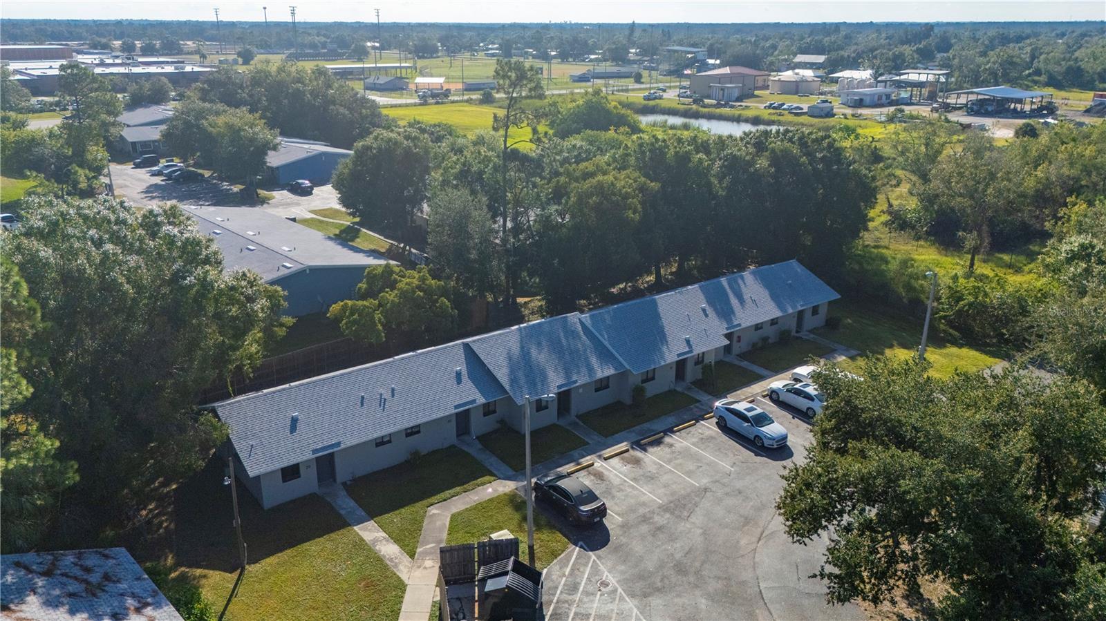 Image 34 of 52 For 1450 Gibson Street