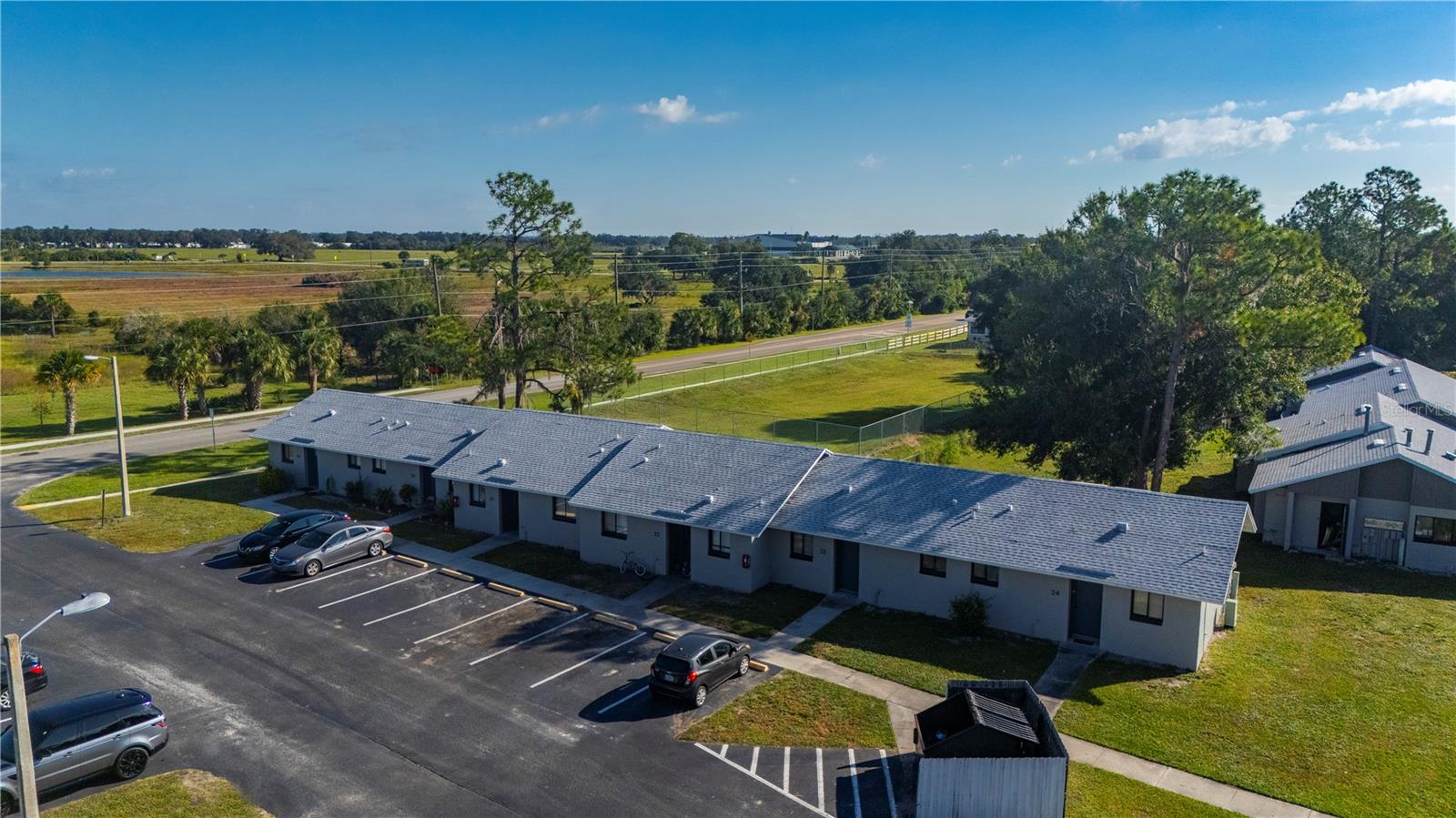 Image 39 of 52 For 1450 Gibson Street