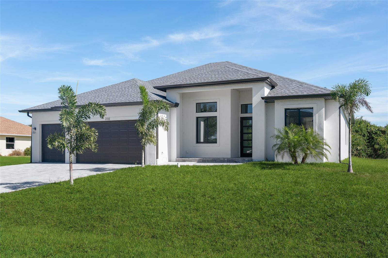 Image 2 of 55 For 210 Tournament Road