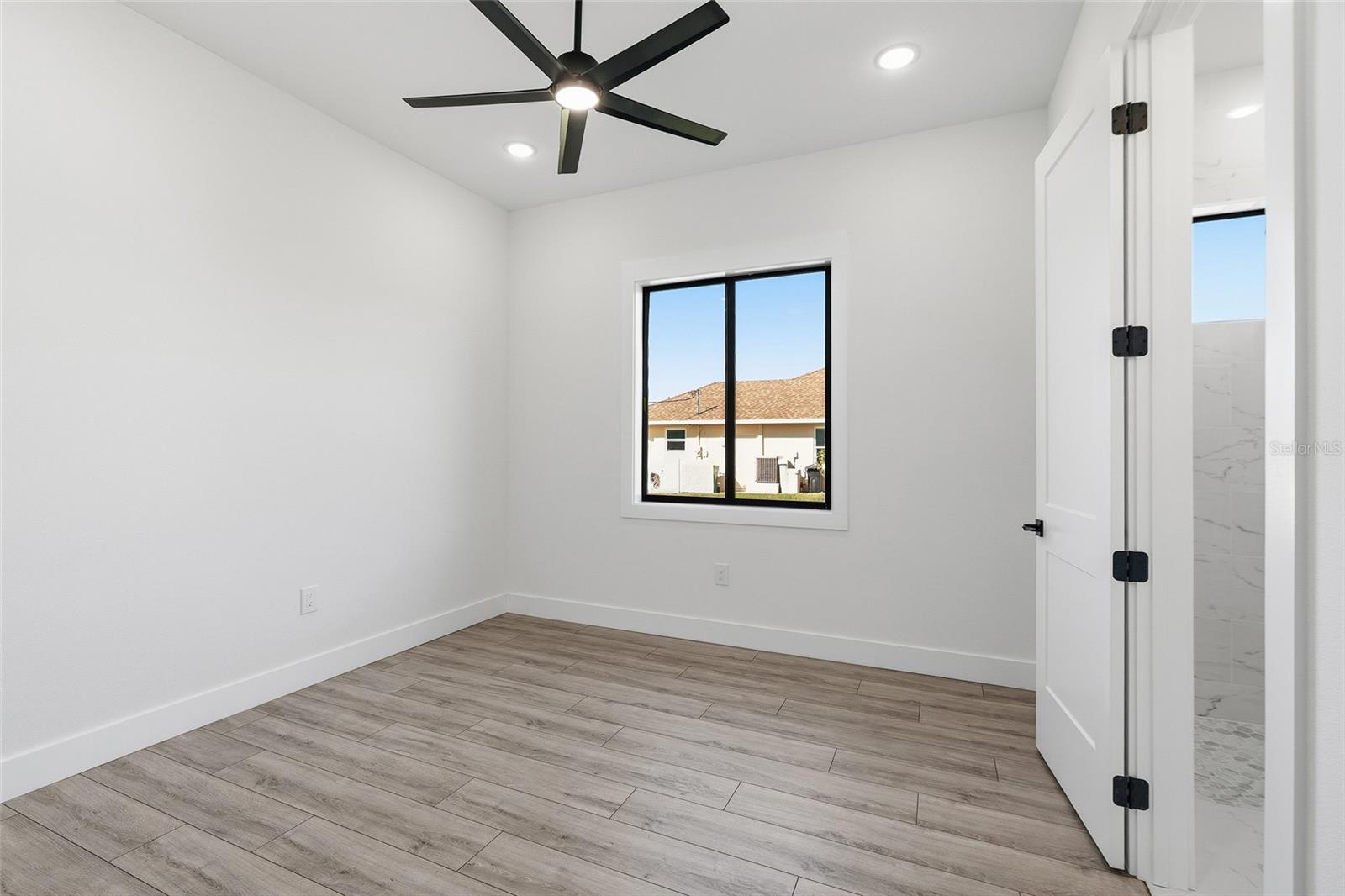 Image 30 of 55 For 210 Tournament Road