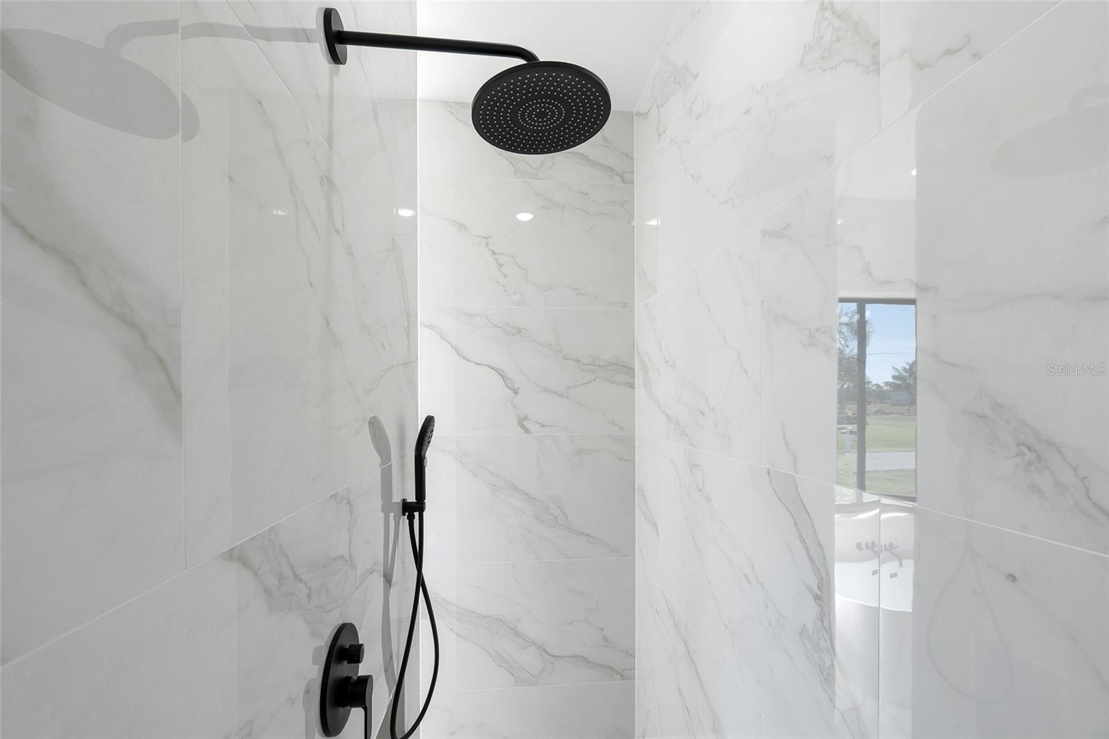 Image 38 of 55 For 210 Tournament Road