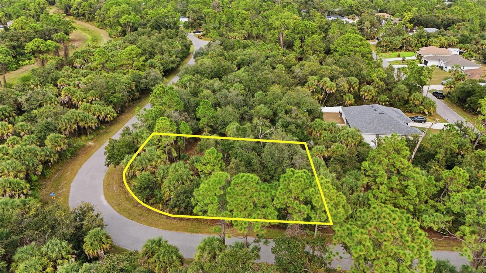 Image 3 of 19 For Rayfield Drive