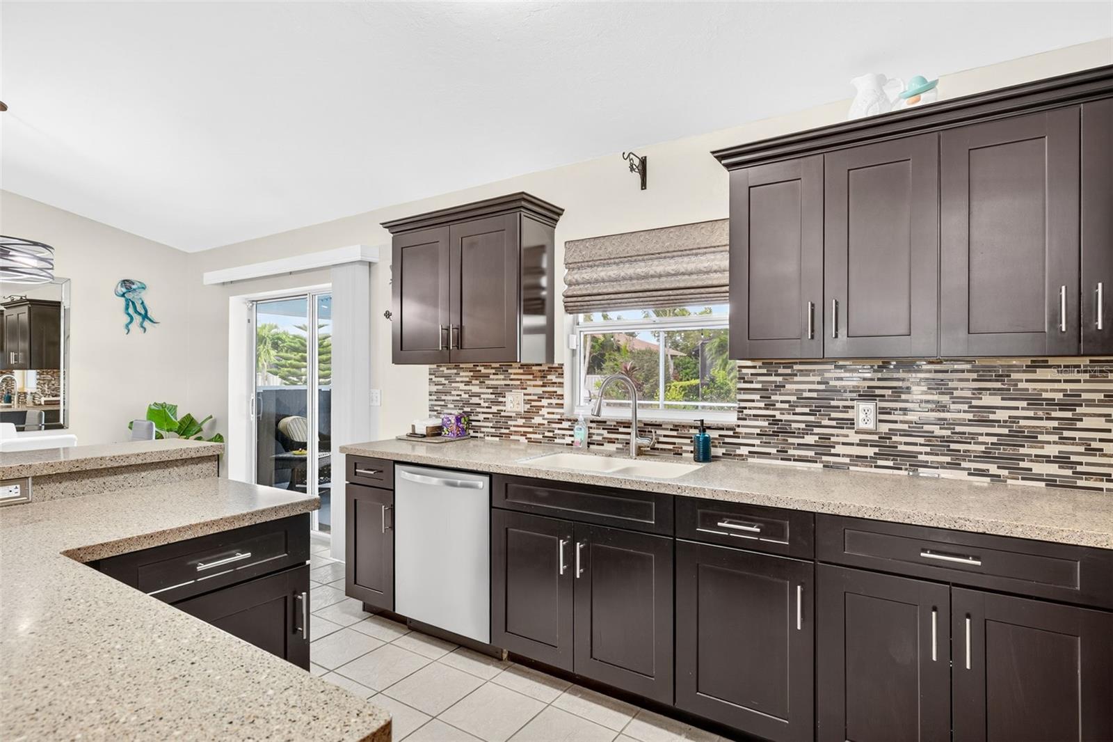 Image 4 of 40 For 2919 25th Street