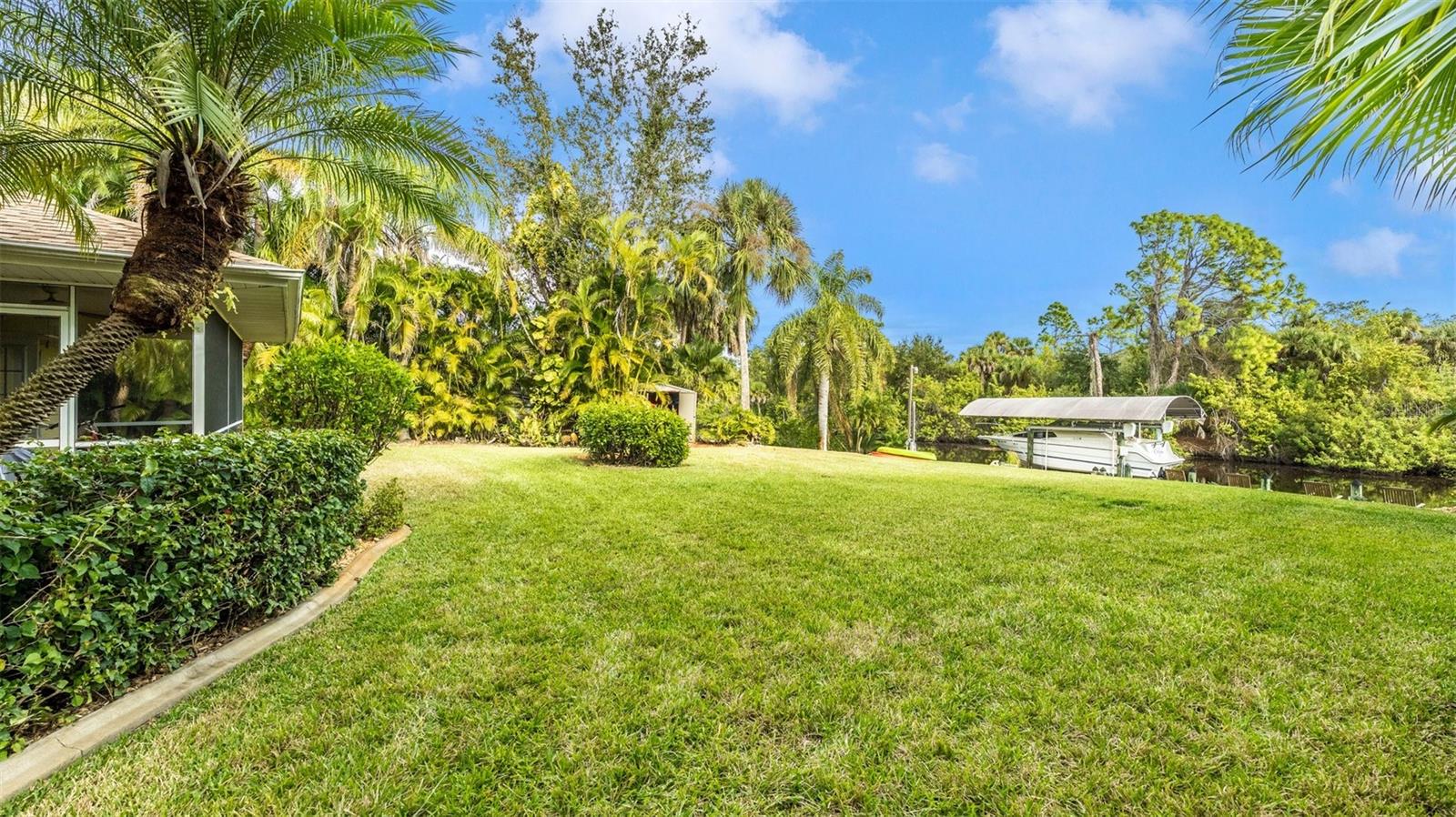 Image 13 of 27 For 552 Mccabe Street