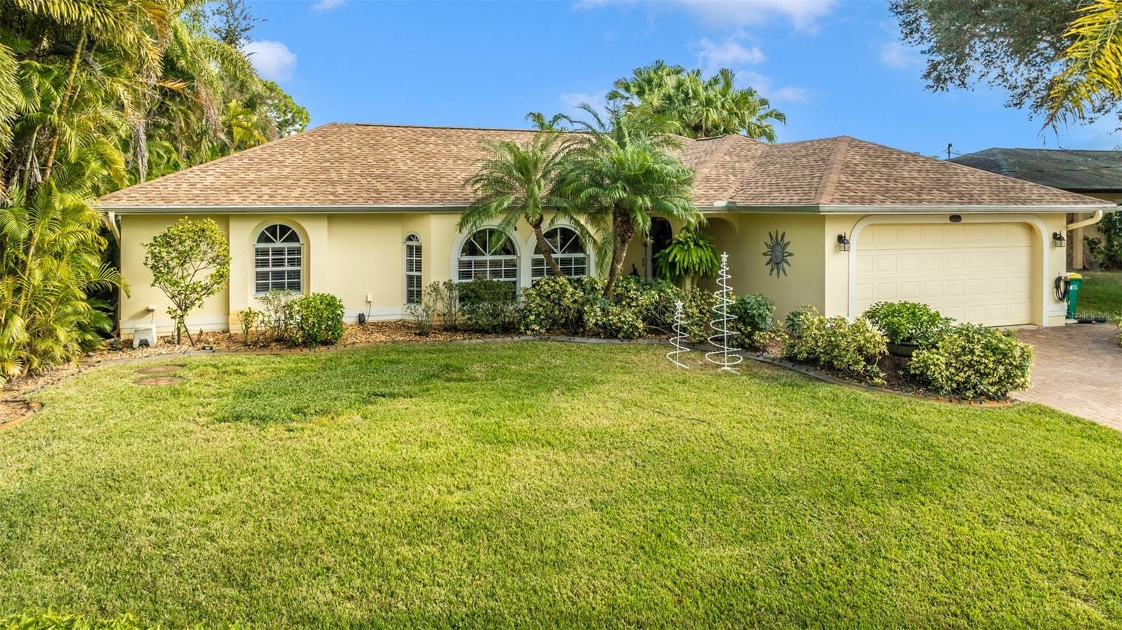 Image 25 of 27 For 552 Mccabe Street