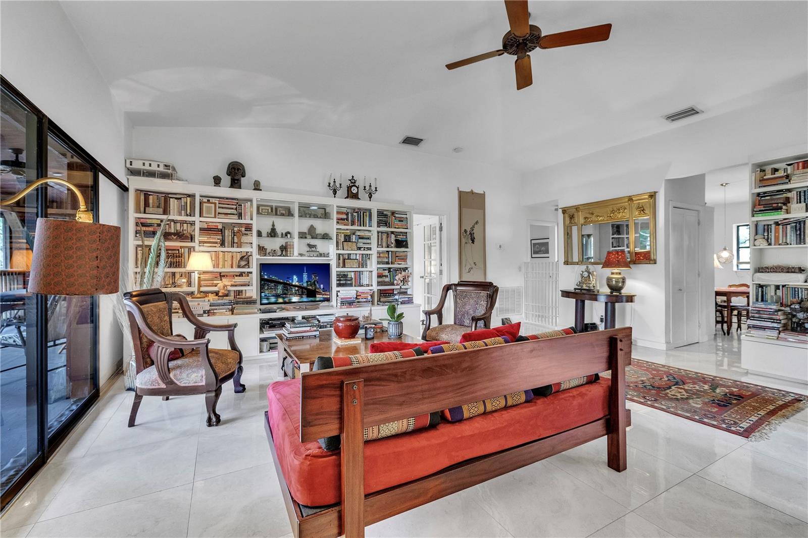 Image 13 of 42 For 8056 Horse Creek Road