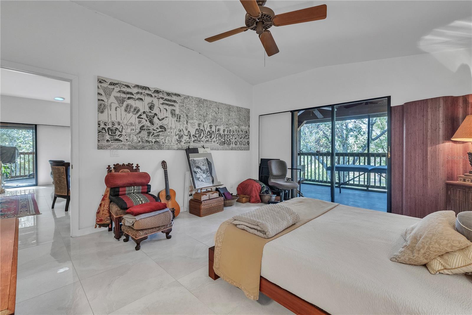 Image 20 of 42 For 8056 Horse Creek Road