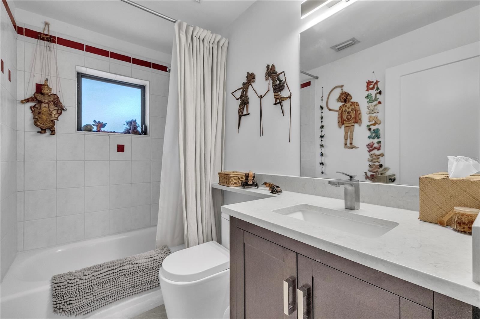 Image 23 of 42 For 8056 Horse Creek Road