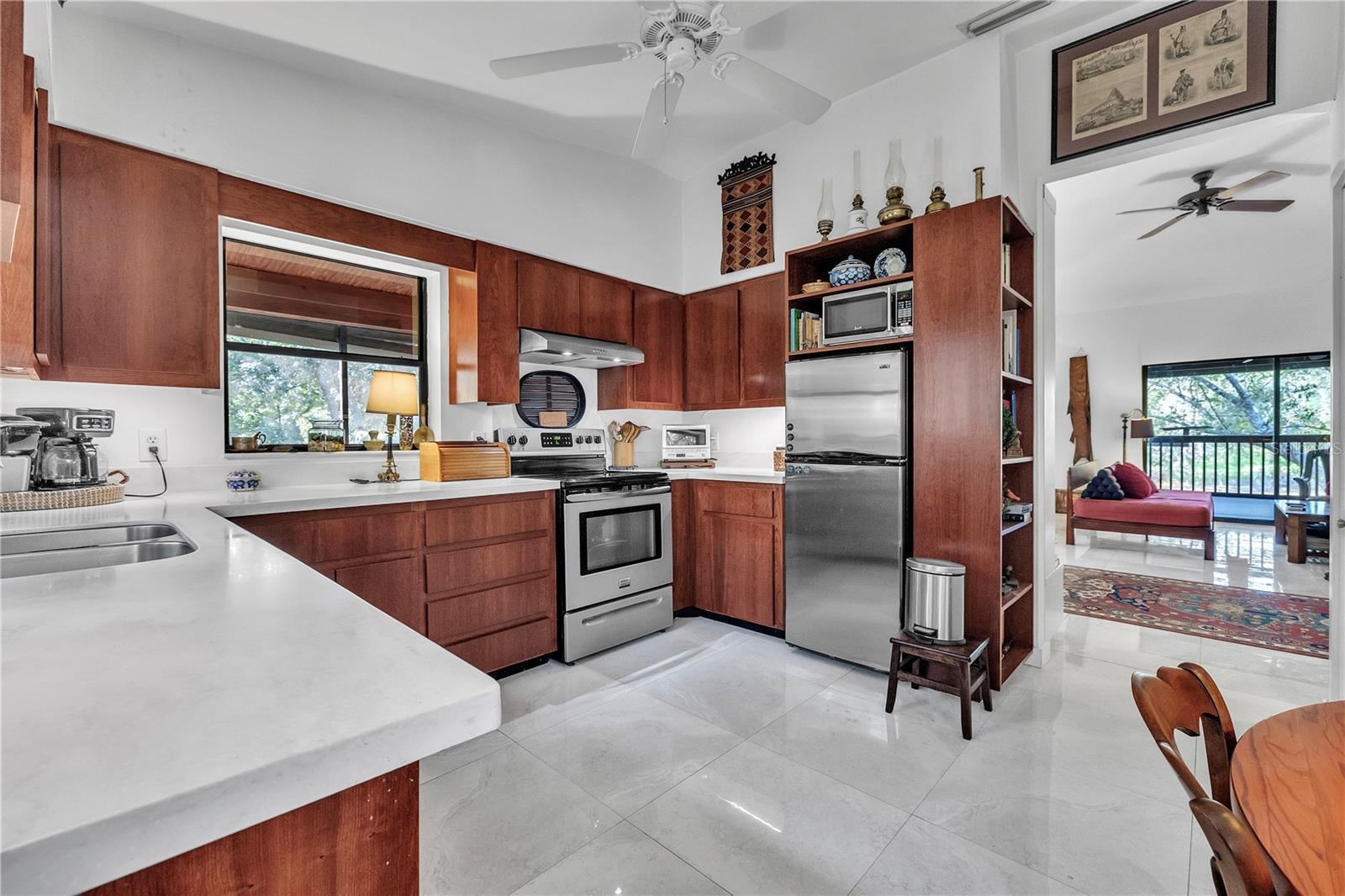 Image 29 of 42 For 8056 Horse Creek Road