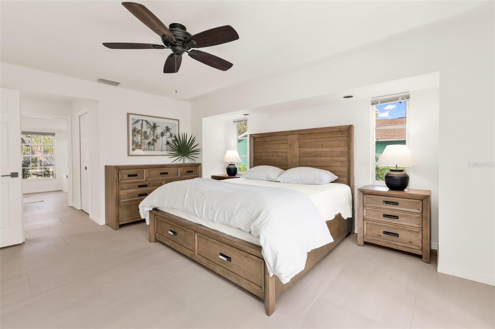 Image 21 of 52 For 730 Lomond Drive