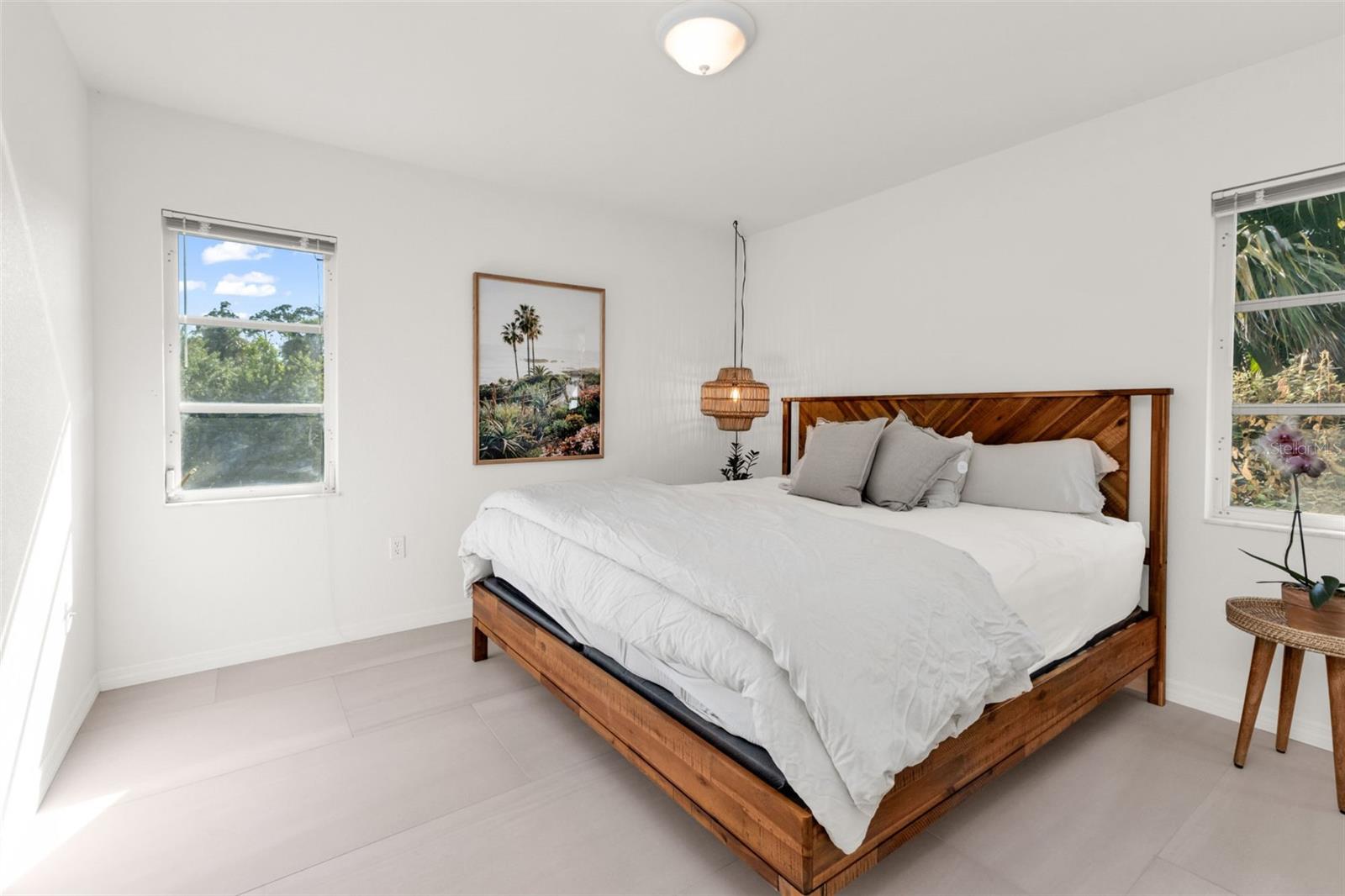 Image 28 of 52 For 730 Lomond Drive