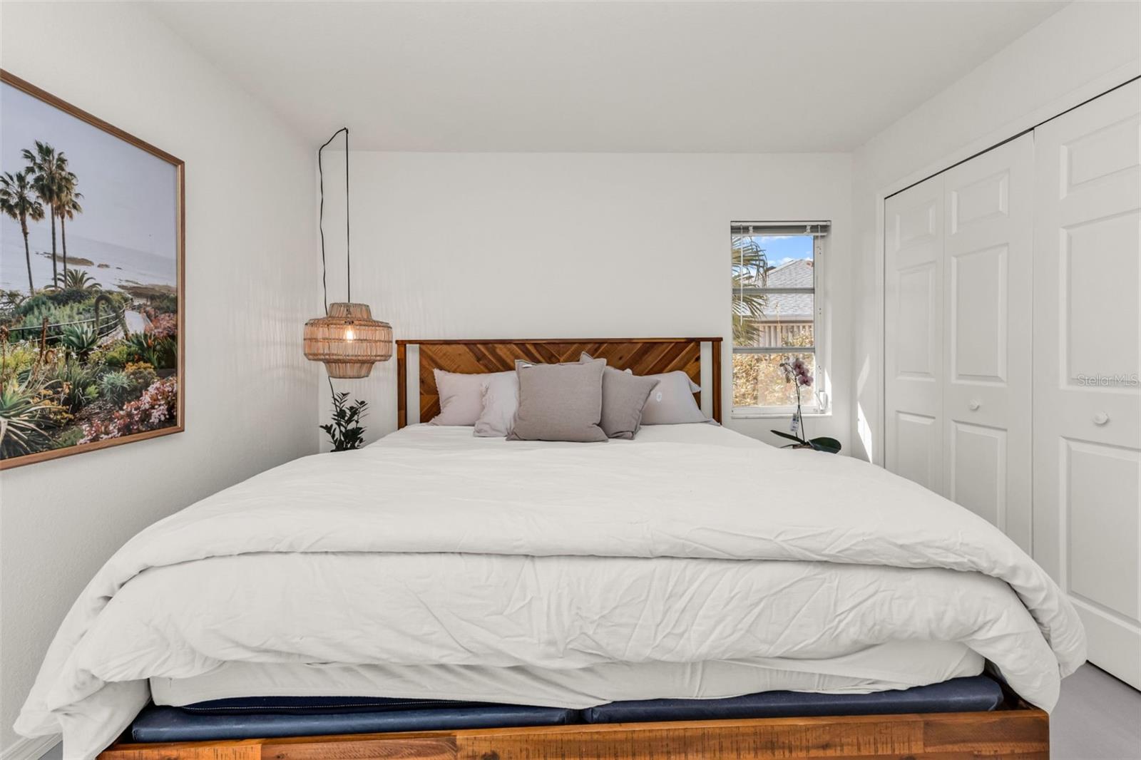 Image 29 of 52 For 730 Lomond Drive