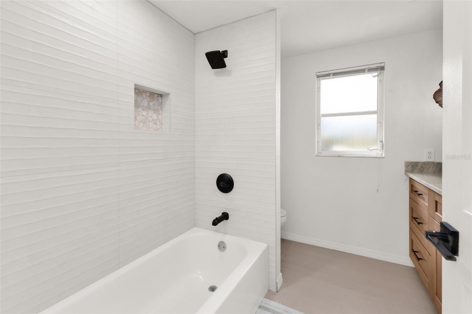 Image 30 of 52 For 730 Lomond Drive