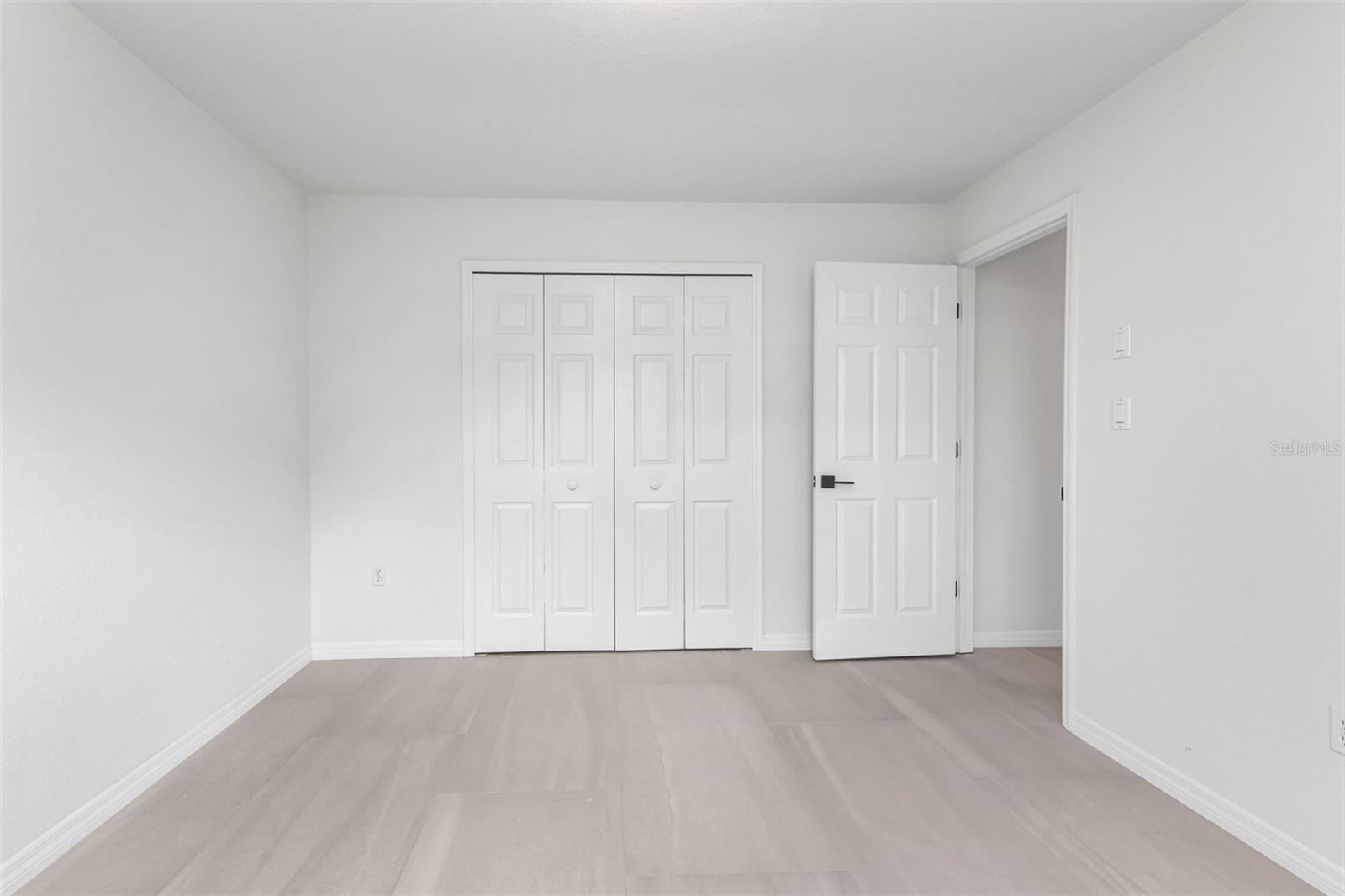 Image 33 of 52 For 730 Lomond Drive