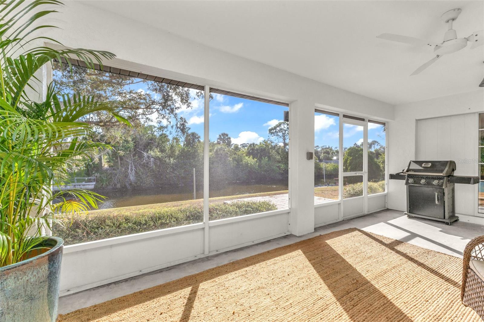 Image 39 of 52 For 730 Lomond Drive