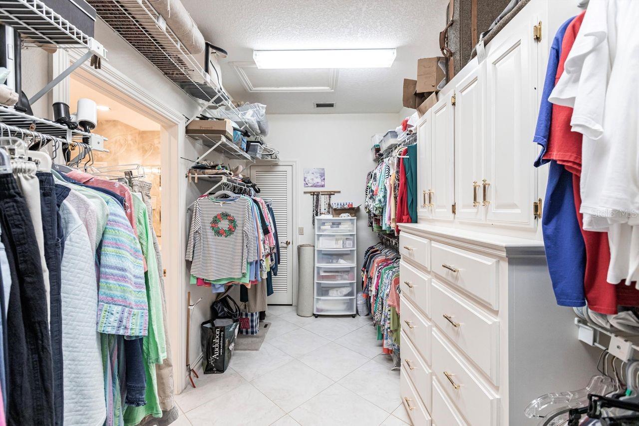 Image 35 of 80 For 2856 Deborah Drive