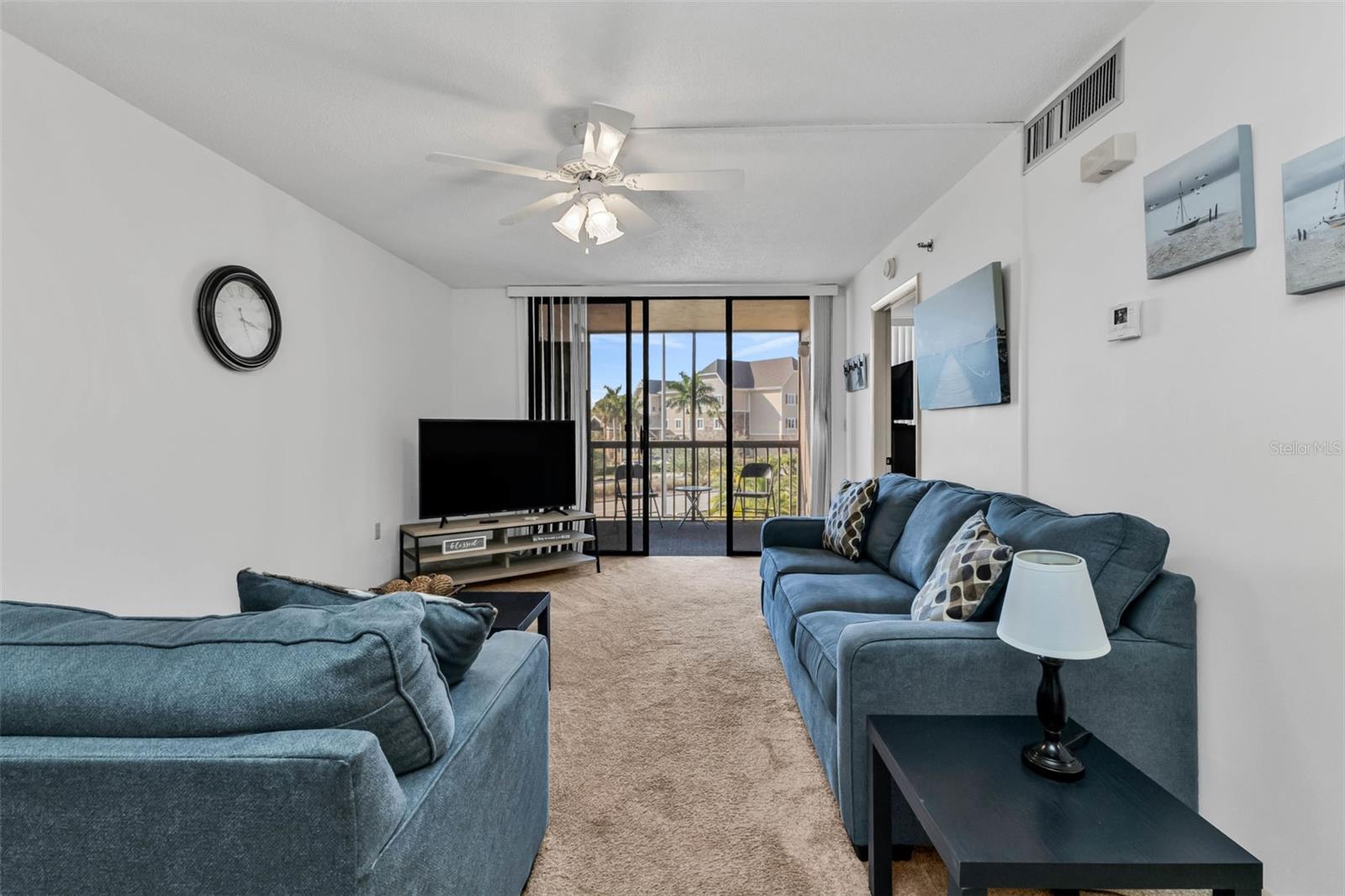 Image 14 of 48 For 21405 Olean Boulevard 208