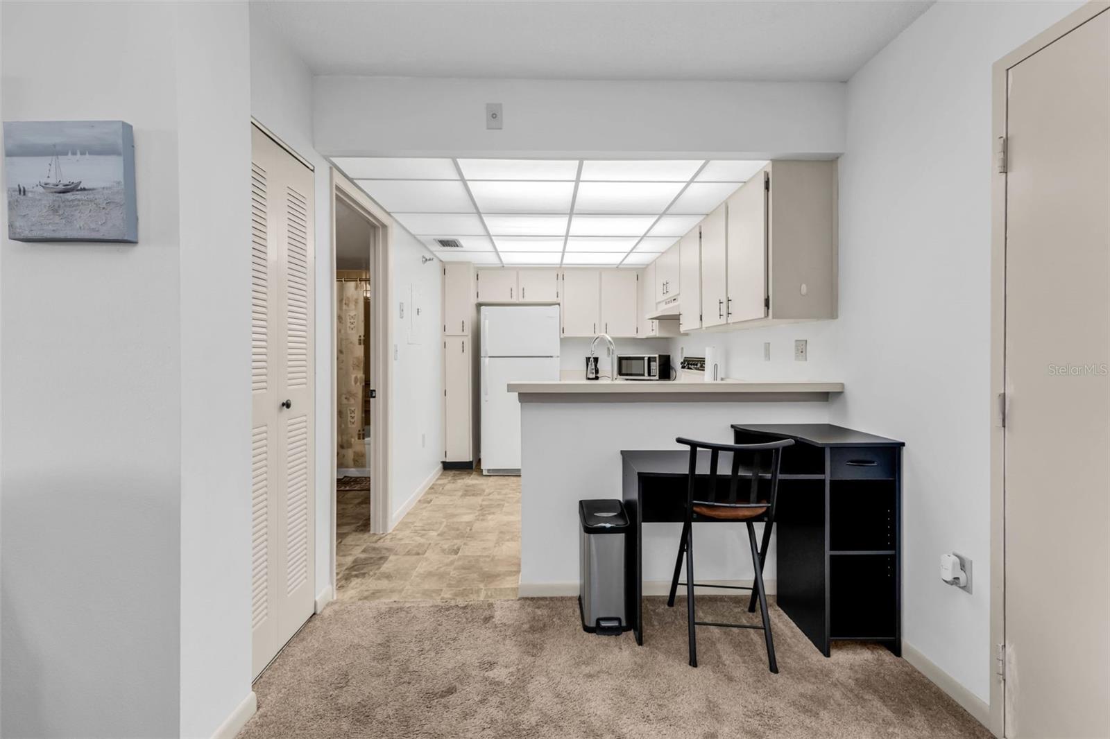 Image 27 of 48 For 21405 Olean Boulevard 208