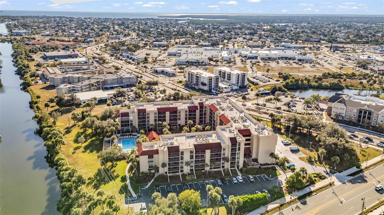 Image 41 of 48 For 21405 Olean Boulevard 208