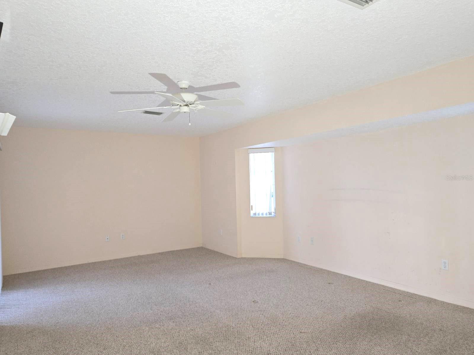 Image 11 of 39 For 25170 Obelisk Court