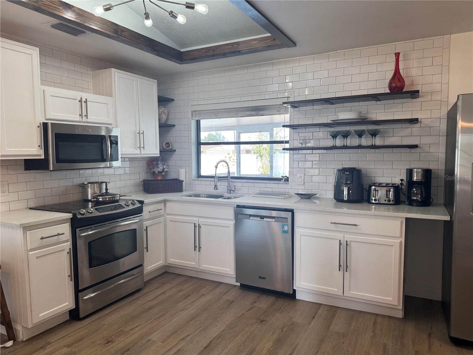 Image 11 of 24 For 1236 Fleetwood Drive Nw