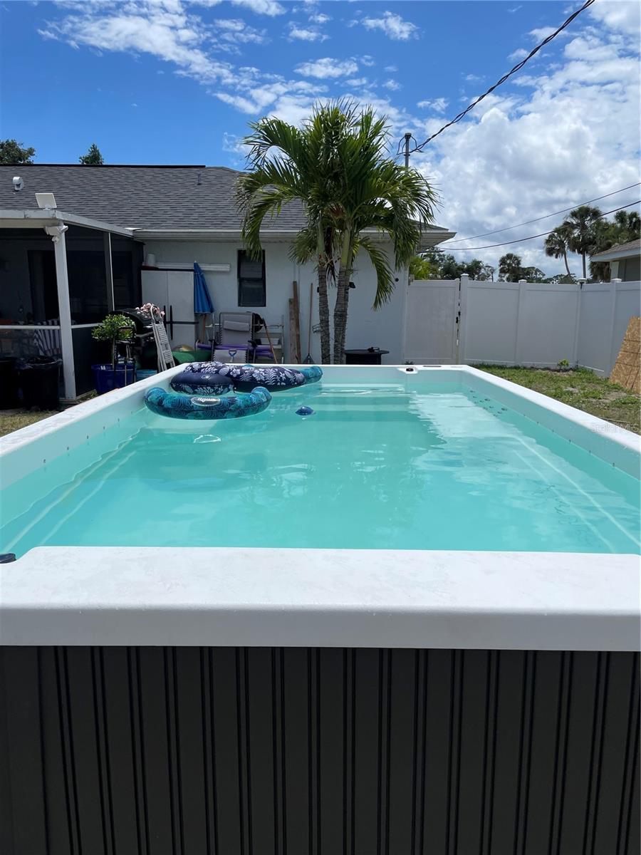 Image 17 of 24 For 1236 Fleetwood Drive Nw