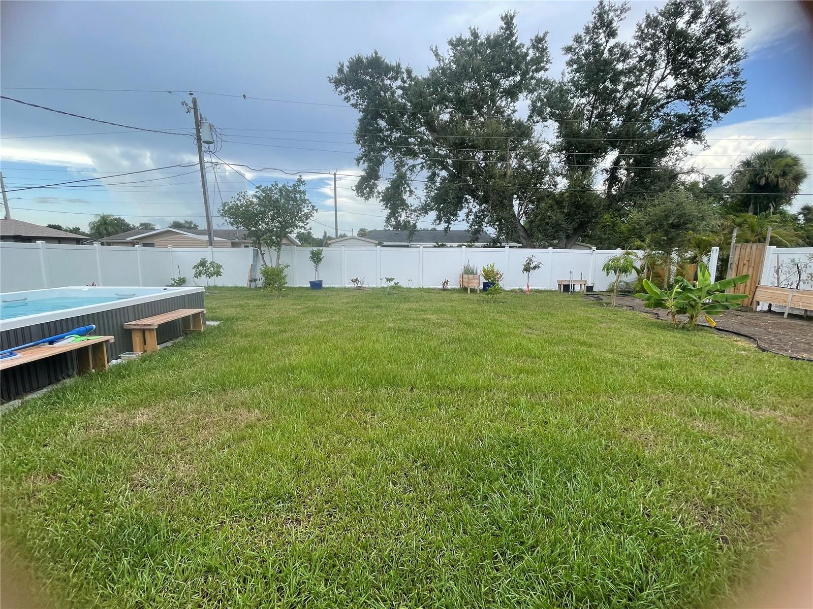 Image 22 of 24 For 1236 Fleetwood Drive Nw