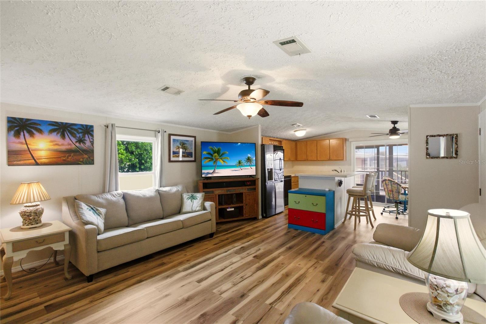 Image 8 of 56 For 15 Cardinal B15