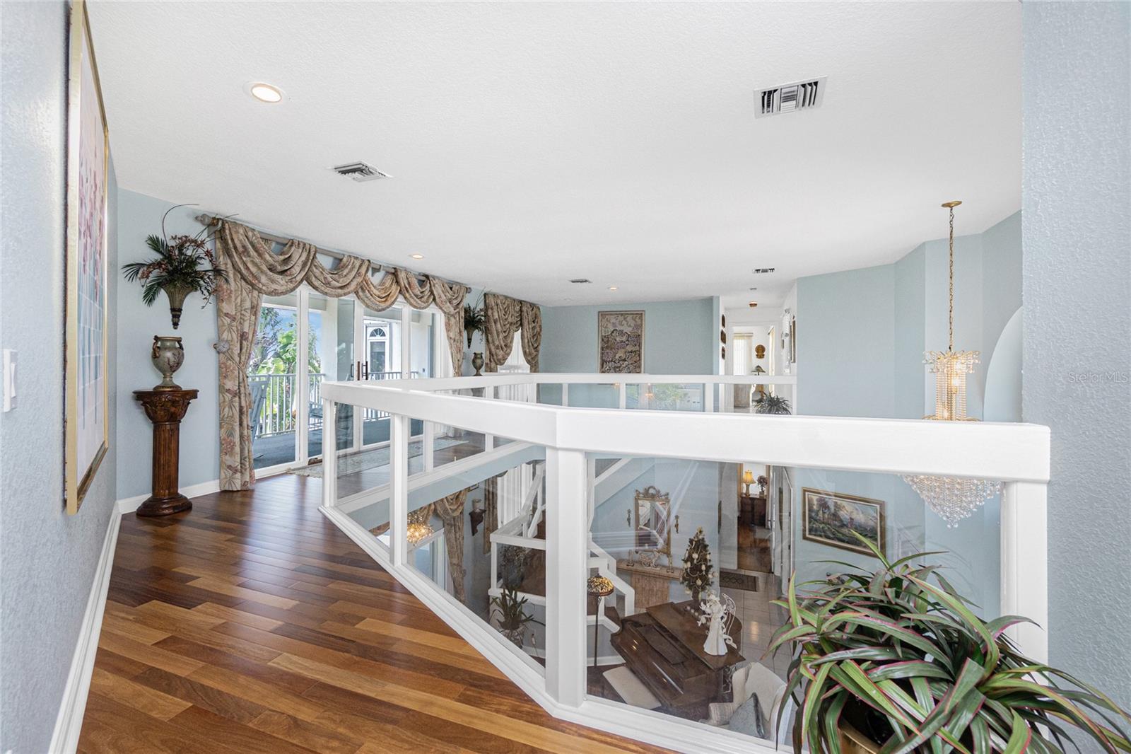 Image 56 of 100 For 202 George Road Se